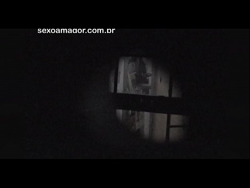 ❤️ Blondie cicingeun dirékam pidéo ku voyeur lingkungan disumputkeun tukangeun bata kerung ❤ Video anal di urang ❌️